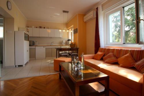 Apartment In Porec/istrien 35368