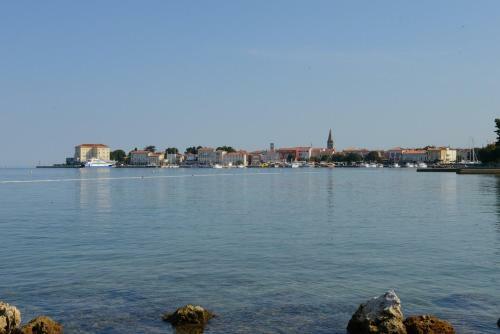 Apartment Claudeta With Sea View
