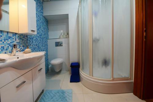 Apartment Claudeta With Sea View