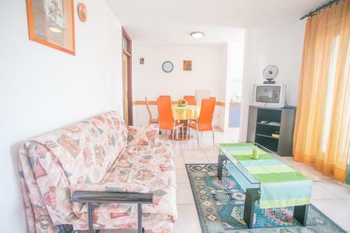 Nice Apartment Branka Close To Beach In Porec