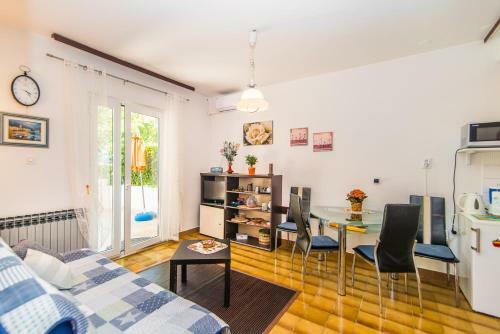 Apartamentos Natalia Kadum