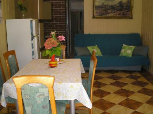 Hostal Pansion Adria Haus