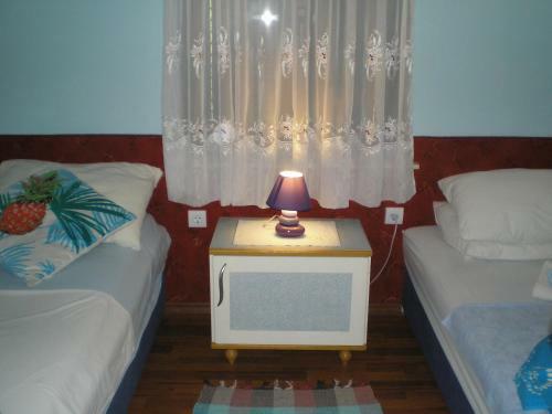 Hostal Pansion Adria Haus