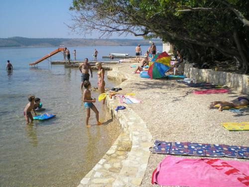 Hostal Pansion Adria Haus