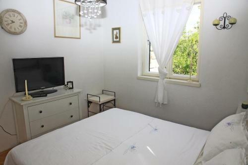 Seaside Holiday House Postira (brac) - 13001