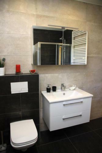 Seaside Holiday House Postira (brac) - 13001