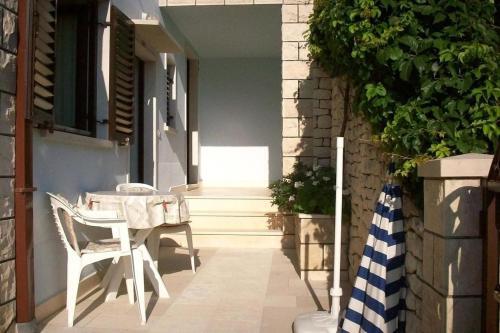 Apartments With A Parking Space Postira (brac) - 765