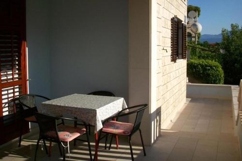 Apartments With A Parking Space Postira (brac) - 765