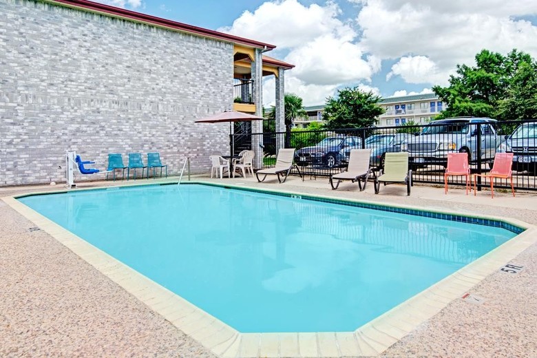 Hotel Econo Lodge Near Seaworld