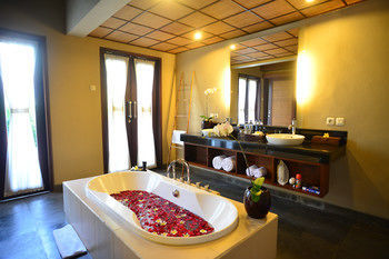 Hotel Nyuh Bali Villas