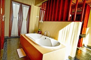 Hotel Nyuh Bali Villas