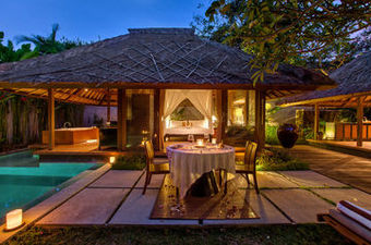 Hotel Maya Loka Villas