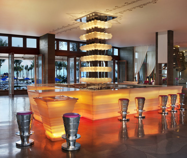 Hotel W Retreat & Spa