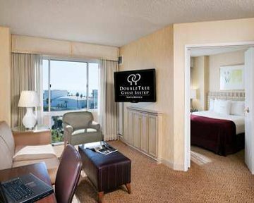 Hotel Doubletree Suites By Hilton Santa Monica
