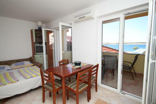 Apartamentos Studio Povljana 3316a