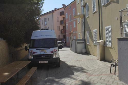 Apartamentos Studio Povljana 3316a