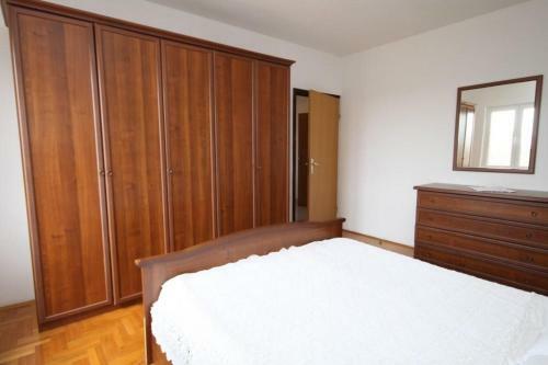 Apartment Povljana 224e