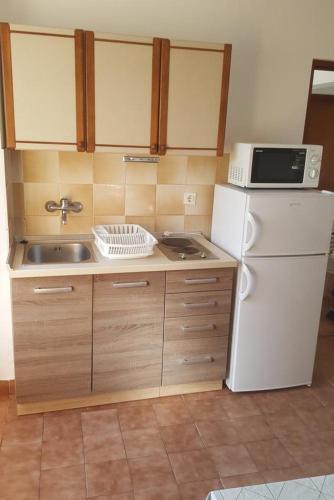 Apartments With A Parking Space Povljana (pag) - 6468