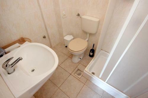 Apartments With A Parking Space Povljana (pag) - 9353