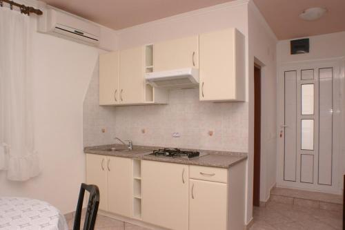 Apartments With A Parking Space Povljana (pag) - 233
