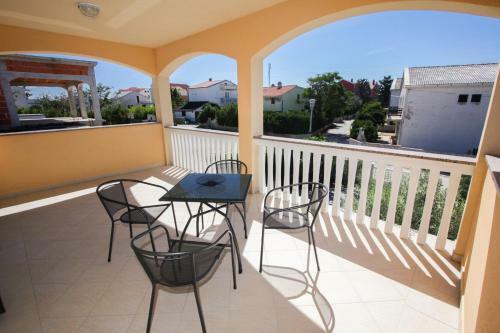 Apartment Alen