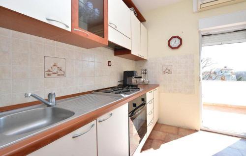 Apartments With A Parking Space Vlasici (pag) - 12766