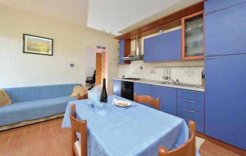 Apartments With A Parking Space Vlasici (pag) - 12766