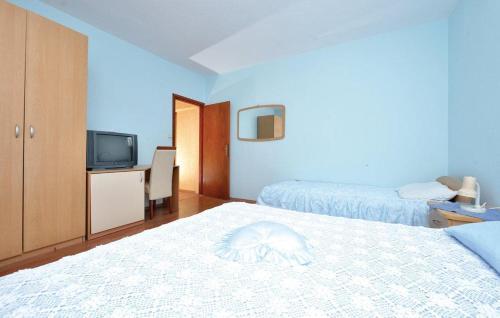 Apartments With A Parking Space Vlasici (pag) - 12766