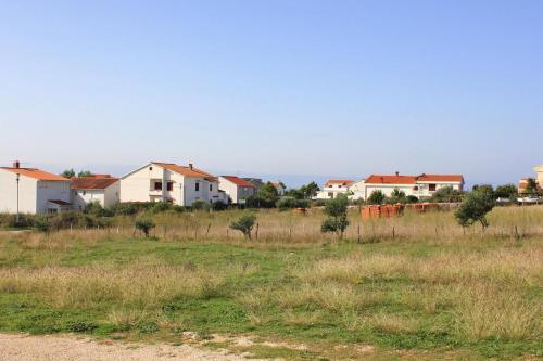 Apartments With A Parking Space Povljana (pag) - 9405