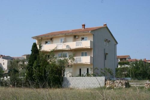 Apartment Povljana 229d