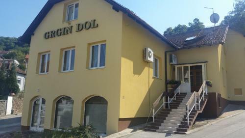 Hostal Guest House Grgin Dol