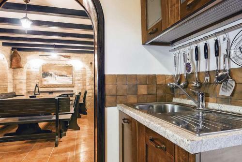 Praznice Villa Sleeps 8 Air Con Wifi