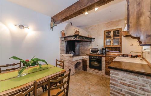 Holiday Home Preko Put Kusterinih