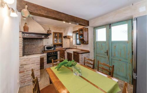 Holiday Home Preko Put Kusterinih