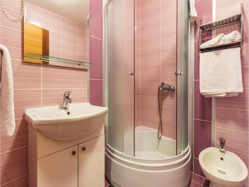 One-bedroom Apartment In Premantura