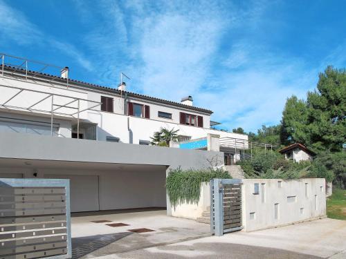 Ferienhaus Premantura 117s