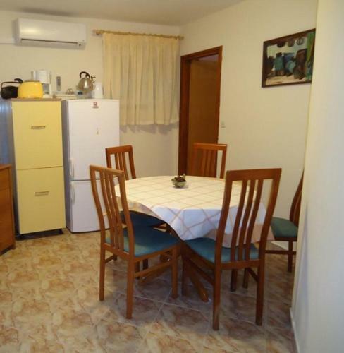 Apartments With A Parking Space Pridraga - Cuskijas (novigrad) - 14947