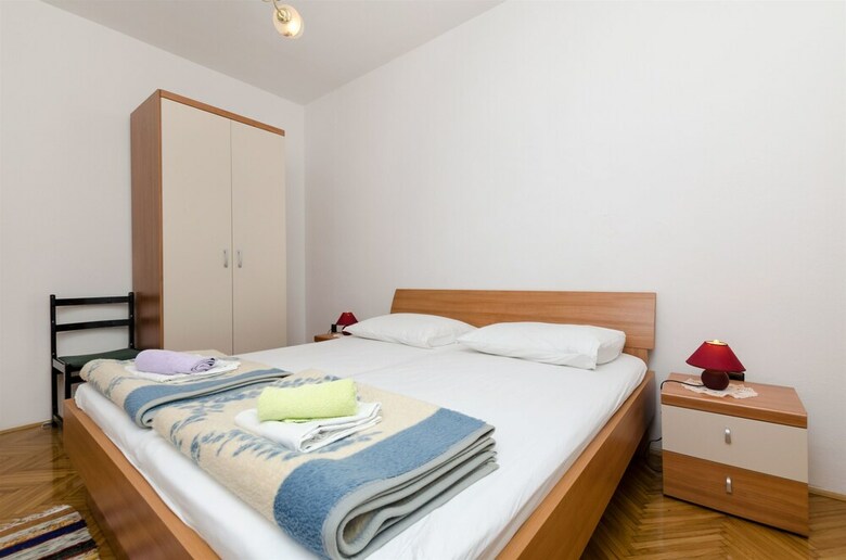 Apartments Zdravka G