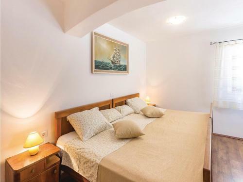 Three-bedroom Holiday Home In Regulici