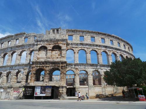 Apartment In Pula/istrien 10895