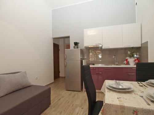 Apartments Oriana 898
