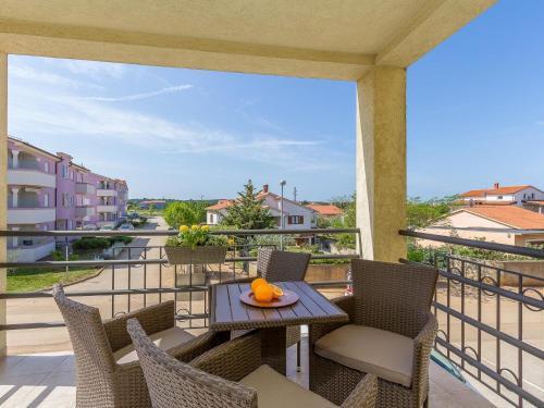 Apartment House Valbandon