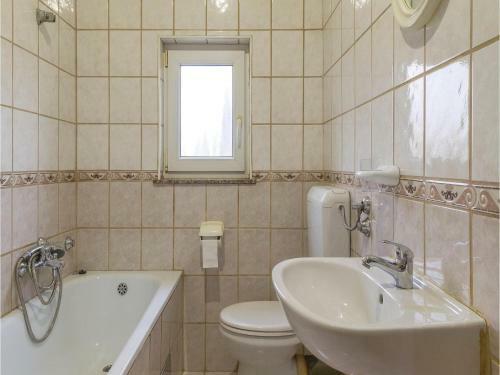 Four-bedroom Holiday Home In Pula