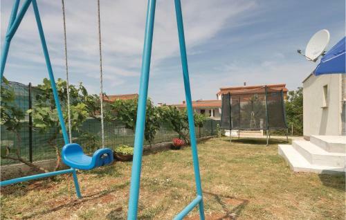Four-bedroom Holiday Home In Pula