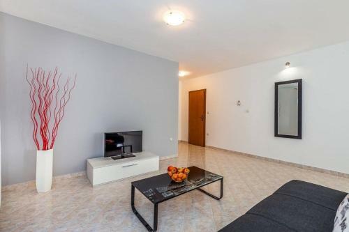 Apartments Ori