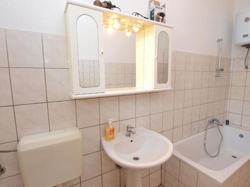 Apartments Jure 978