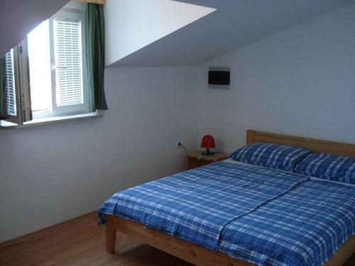 Apartments With A Parking Space Banjol (rab) - 14134