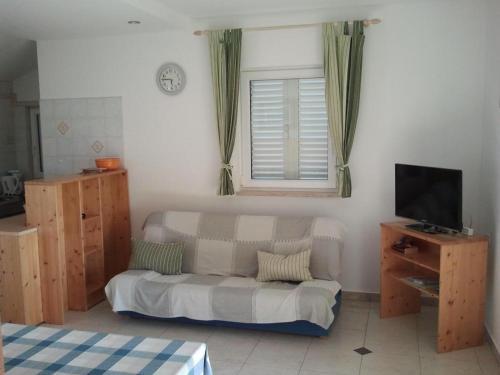 Apartments With A Parking Space Banjol (rab) - 14134