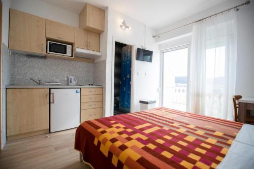 Apartamentos Studio Supetarska Draga - Gornja 2003a