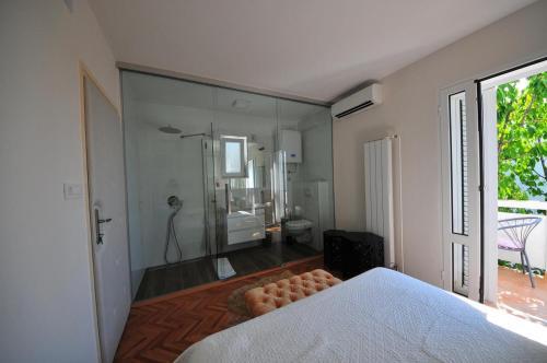 Hostal Double Room Banjol 5077a